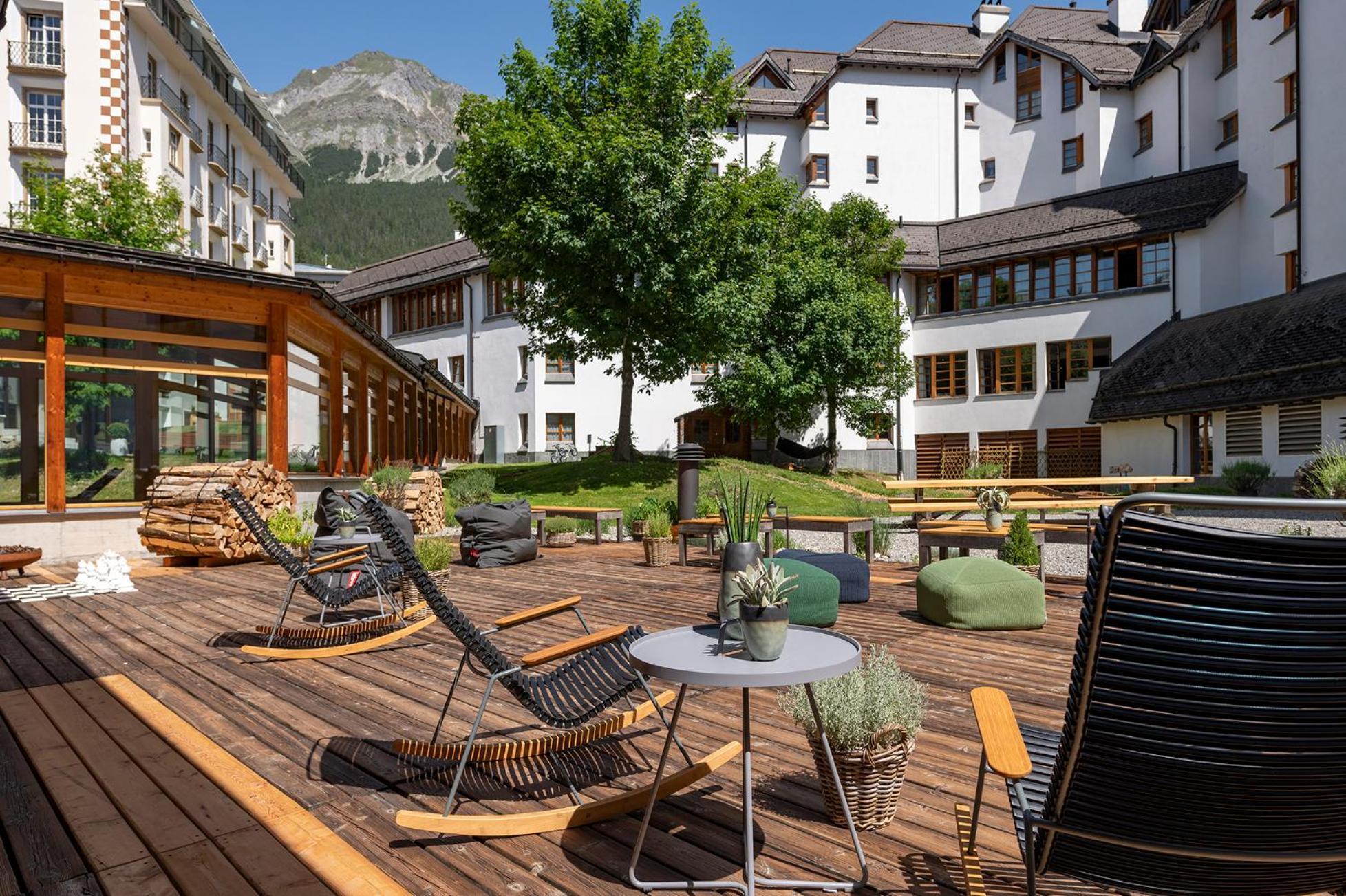 Hotel Schweizerhof Ленцергайде Екстер'єр фото